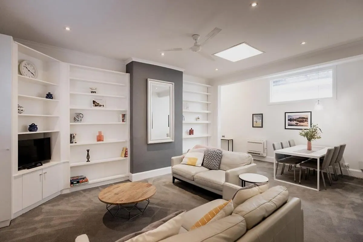 Fenton Cottage هوبارت 0*,  أستراليا